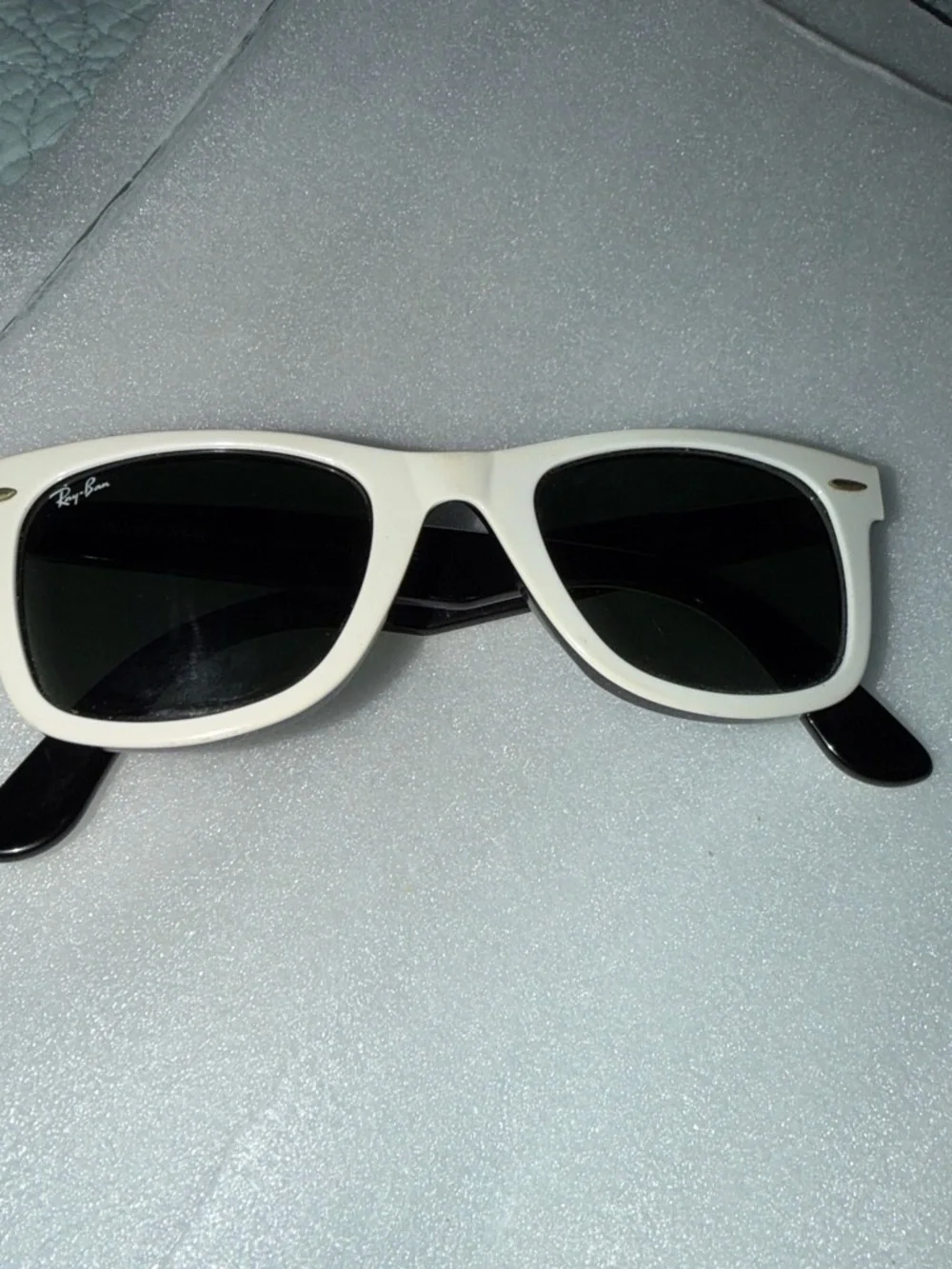 Ray Ban classic vintage wayfarer sunglasses
